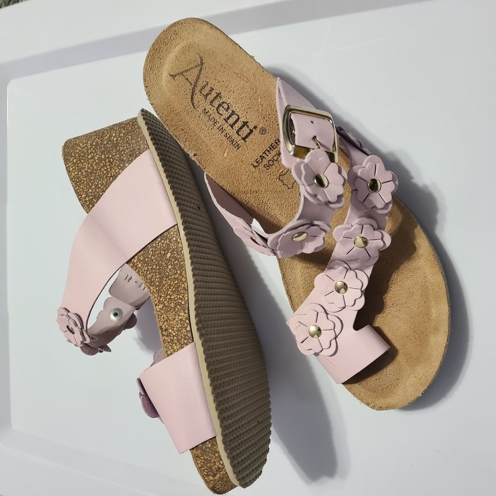 Autenti Pink Floral Women's Sandals Leather Spain‎